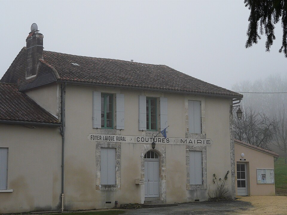 Coutures (24) mairie