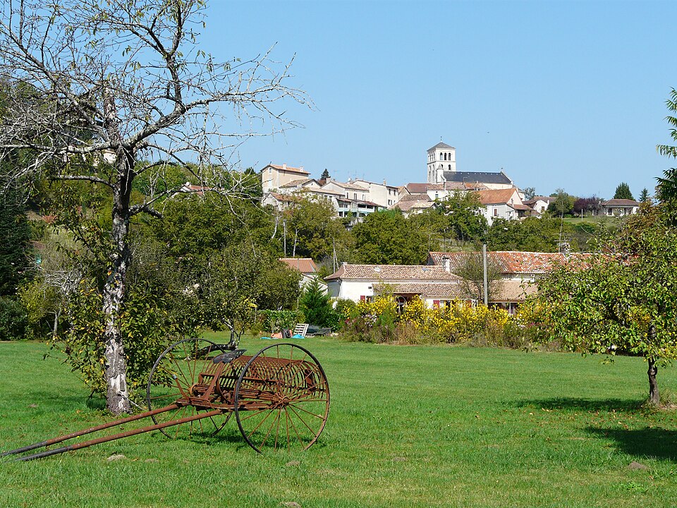 Douzillac bourg (1)