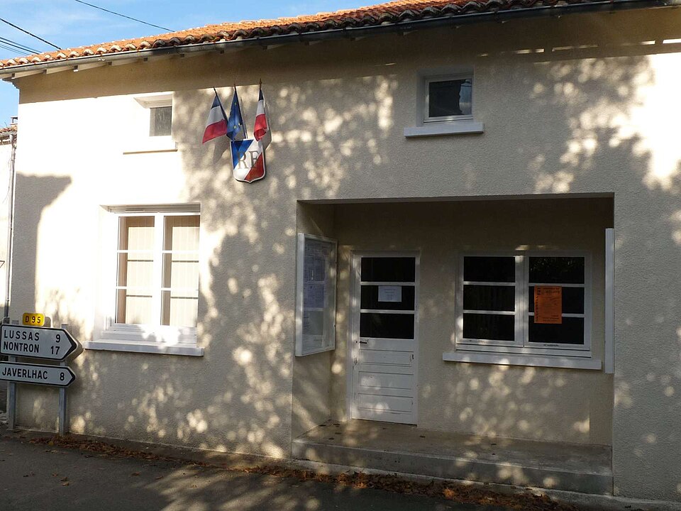 Hautefaye mairie