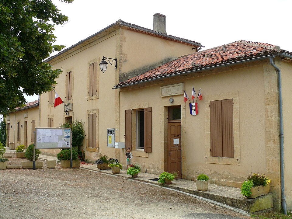 Loubéjac — Mairie — 952