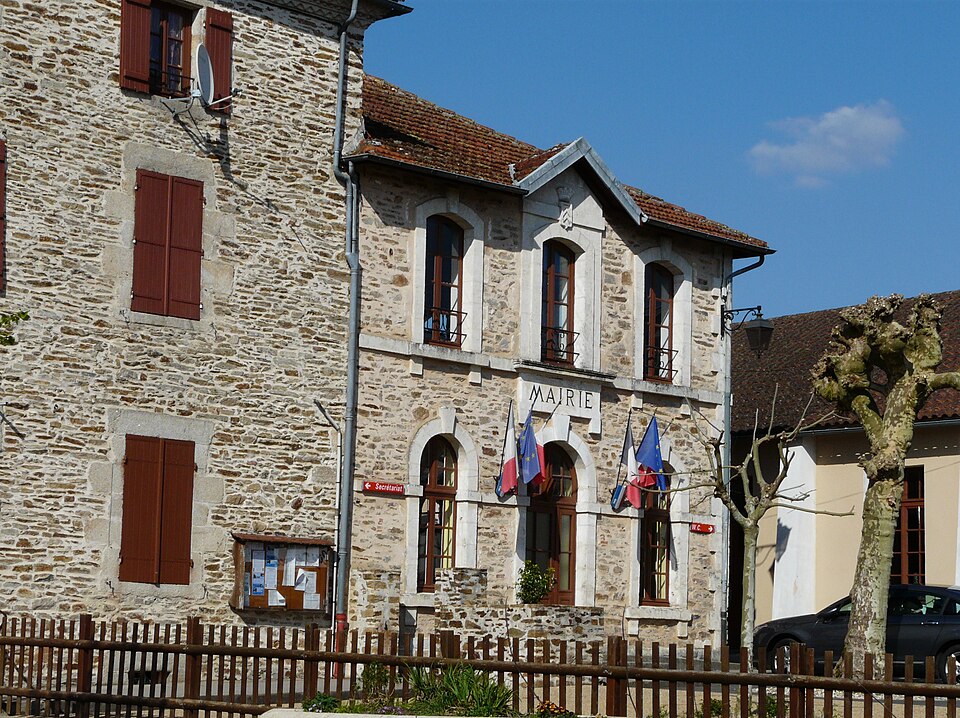 Mialet (Dordogne) mairie