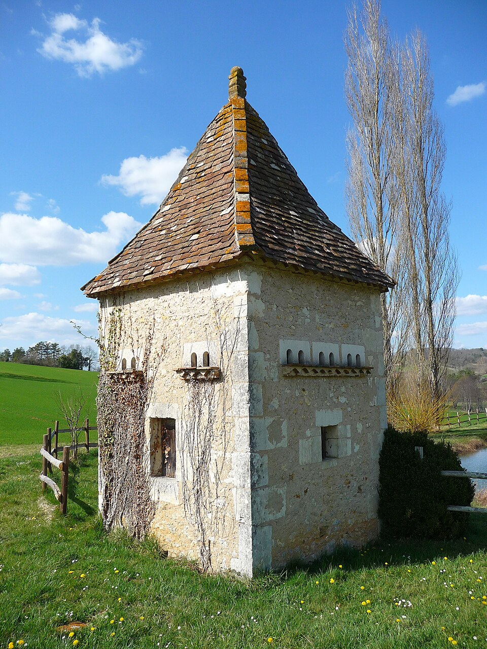 Montagnac — la — crempse