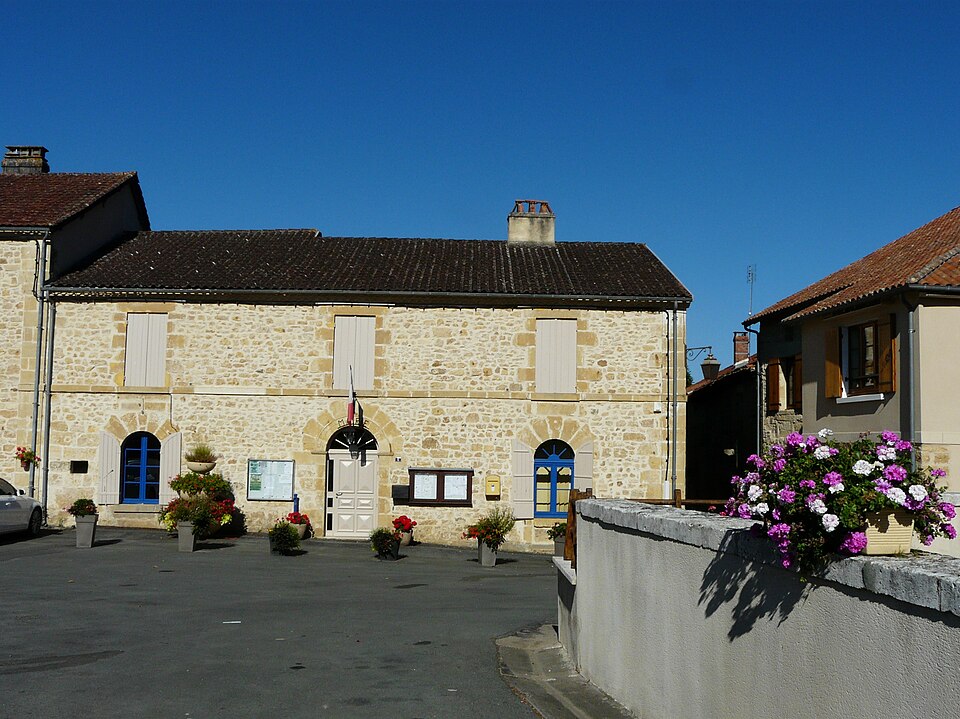 Nantheuil mairie