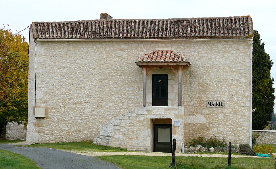 Saint — Cassien — Mairie — 1