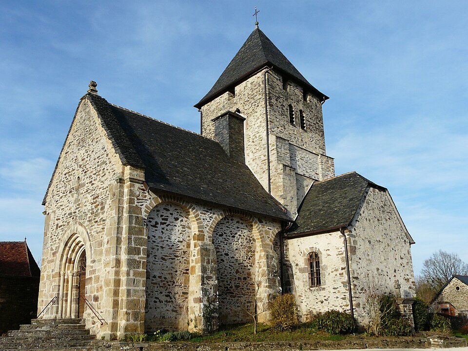 Saint — Cyr — les — Champagnes église