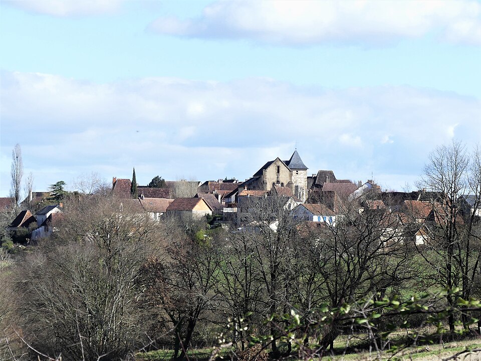 Saint — Raphael — 24 — bourg depuis ouest