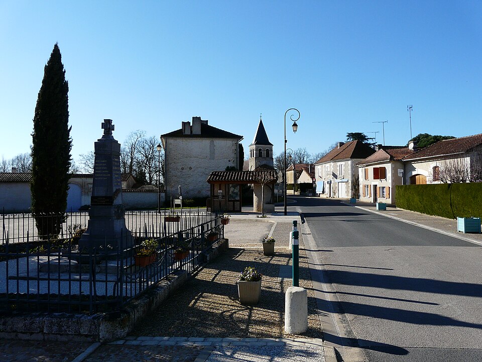 Saint — Vincent — Jalmoutiers village