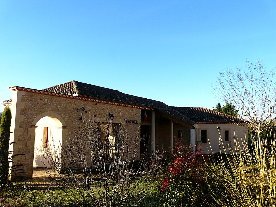 Veyrines — de — Vergt mairie