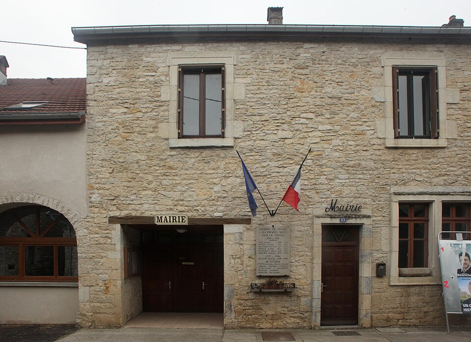 Cessey, mairie — img 46721