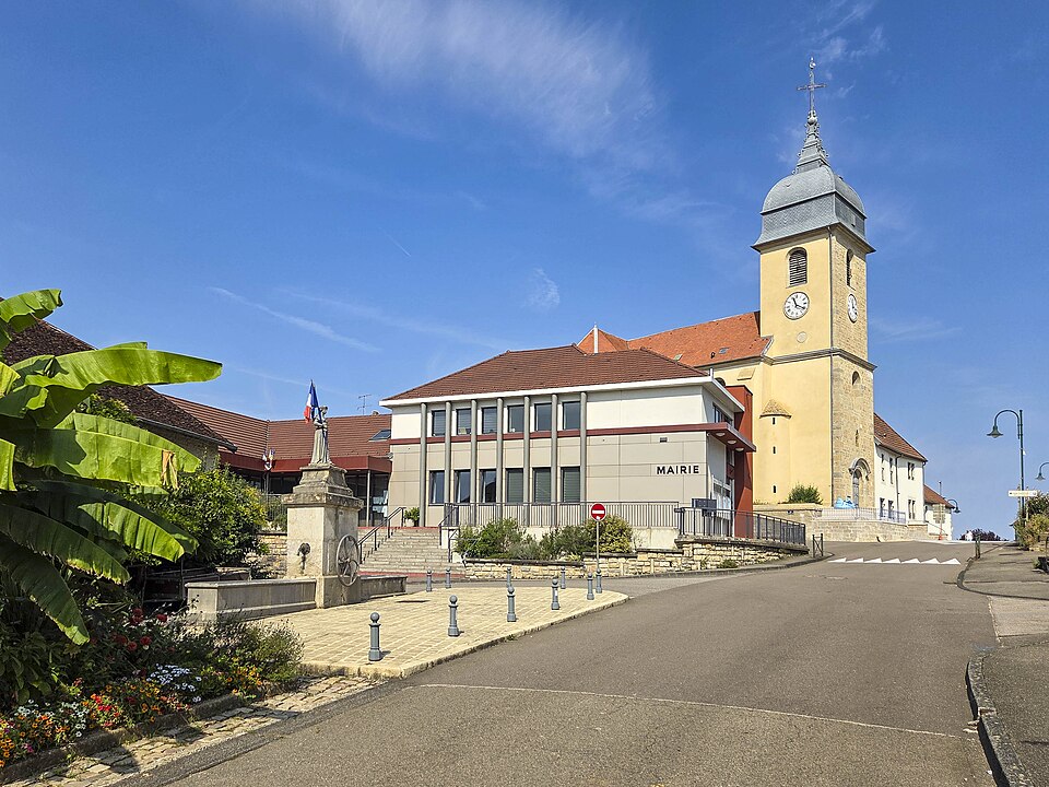 Chemaudin, le centre du village