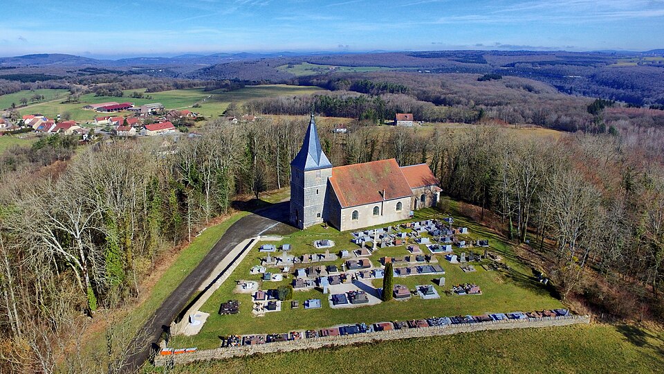 Courcelles, église de Mont — sur — Lison
