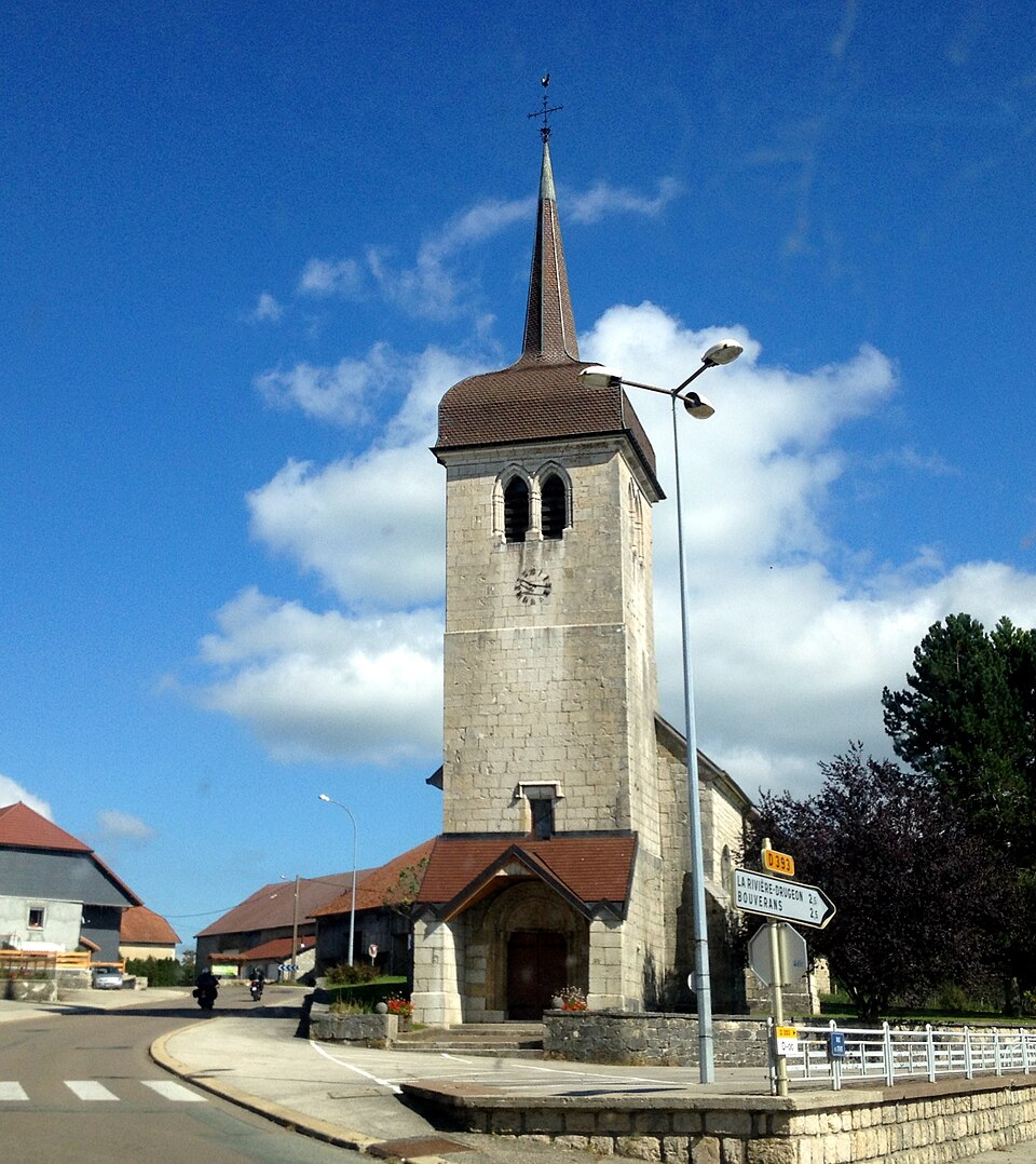 Église Saint — Pierre et Saint — Paul de Dompierre — les — Tilleuls