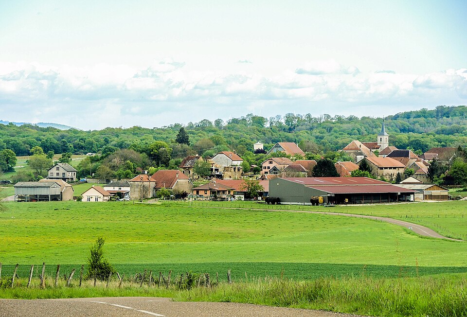 Fontenelle — Montby, vu de la route de Gondenans — les — Moulins