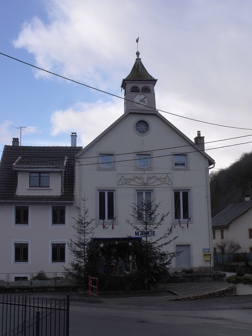Meslieres, Mairie 01