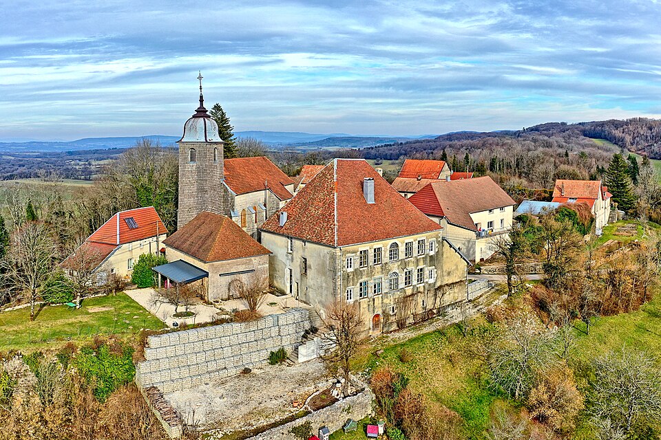 Passavant, l'ancien château et l'église