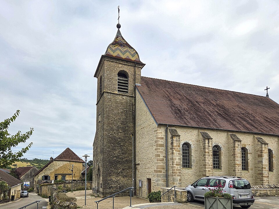 Pirey, l'église Saint — Martin et la rue de l'église