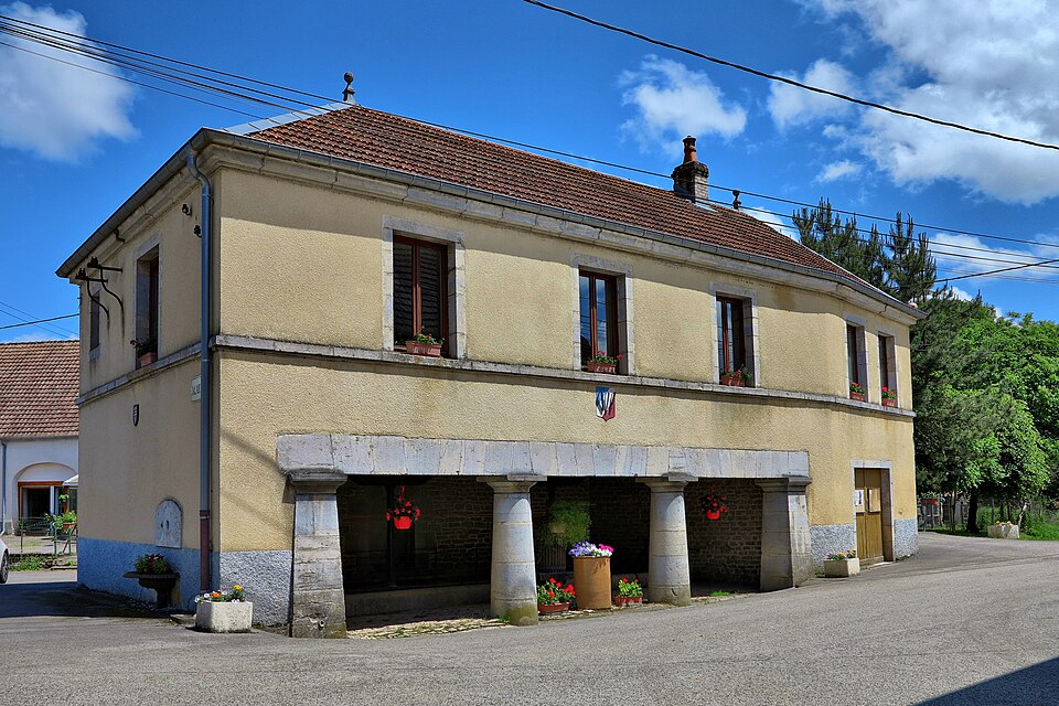 Rignosot, la mairie — lavoir