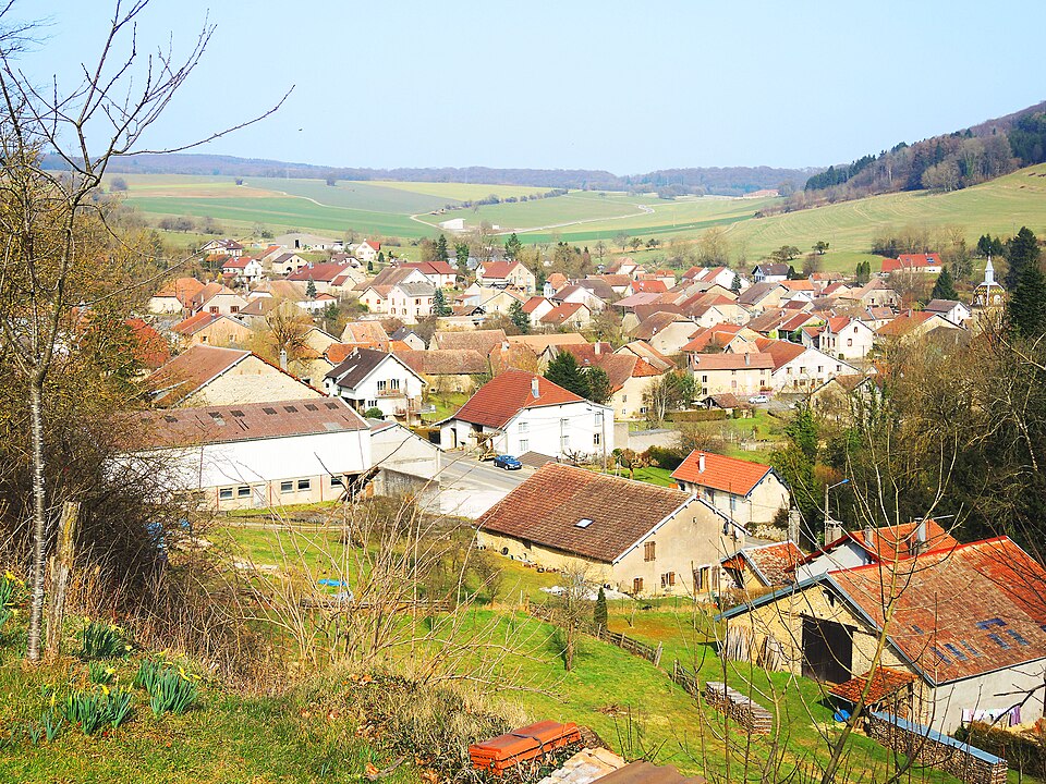 Soyé. Panorama sur le village. 2015 — 03 — 14.