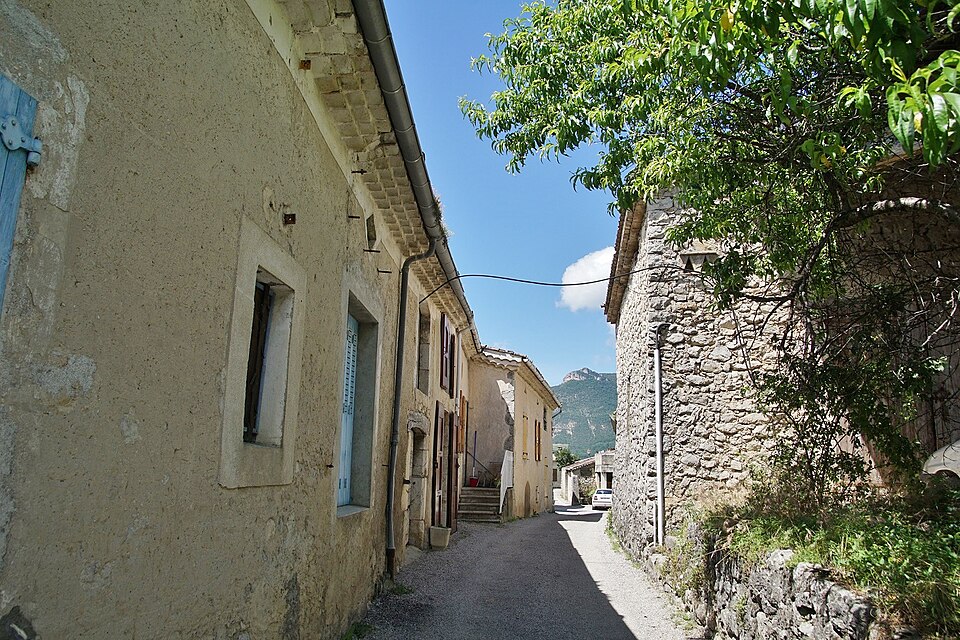 098 Barsac (26150)