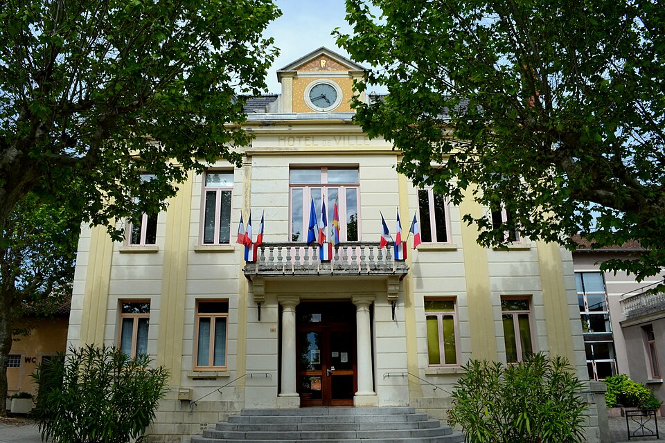 Mairie d'Hauterives, Drôme, France
