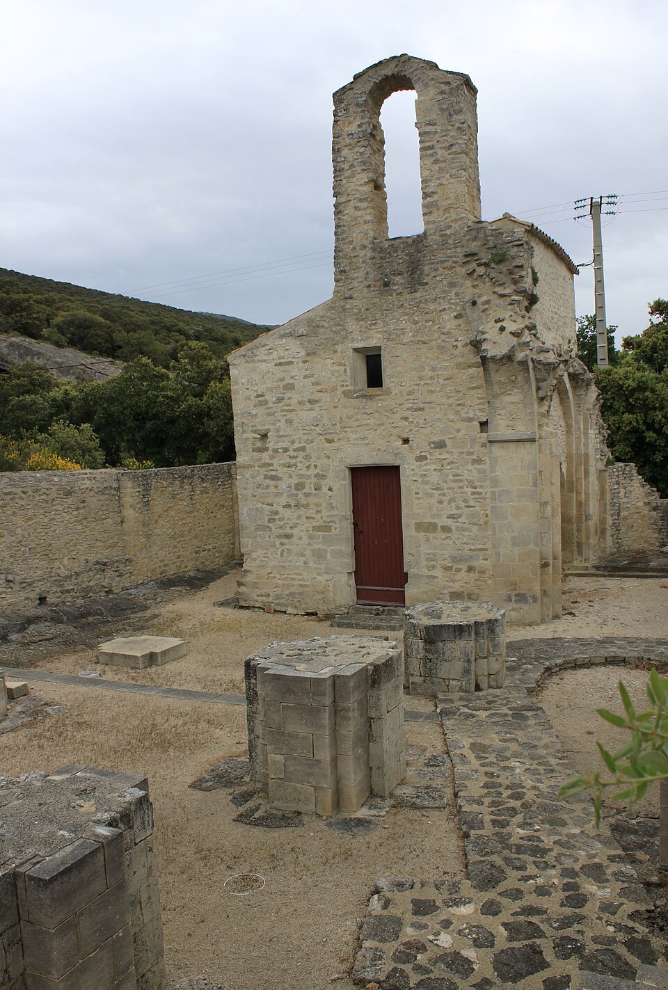 PrieuréMontbrison — sur — Lez(26)2