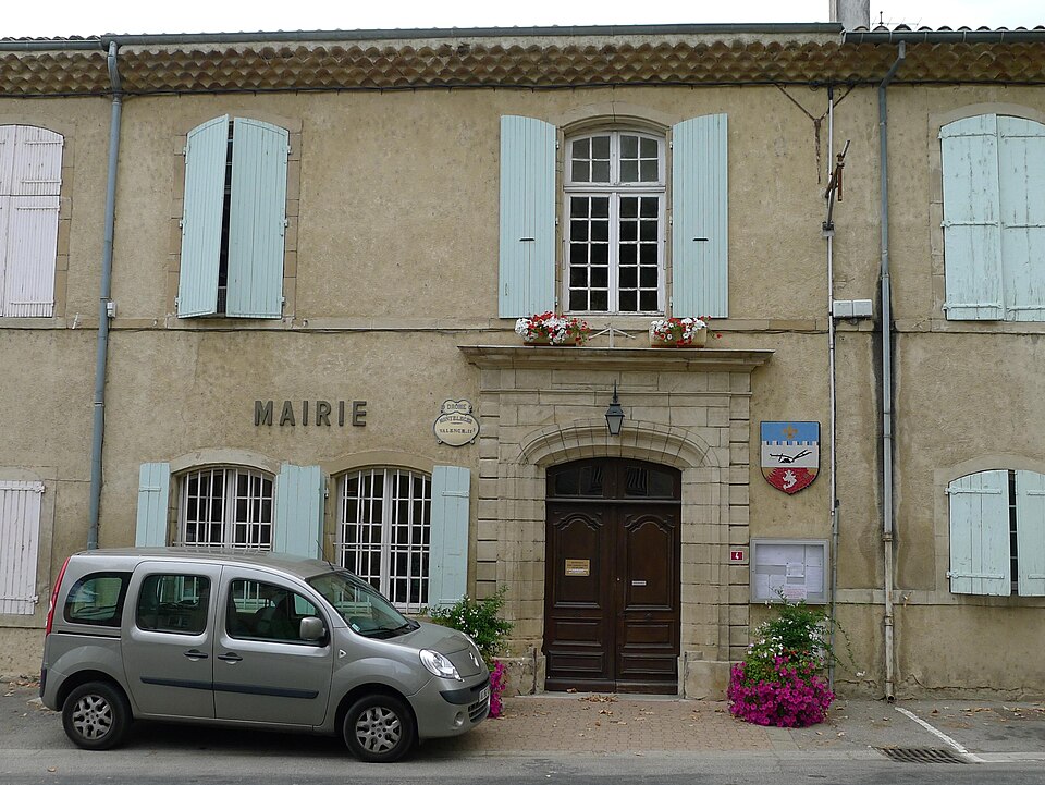 Mairie de Montéléger 2011 — 08 — 05 — 021
