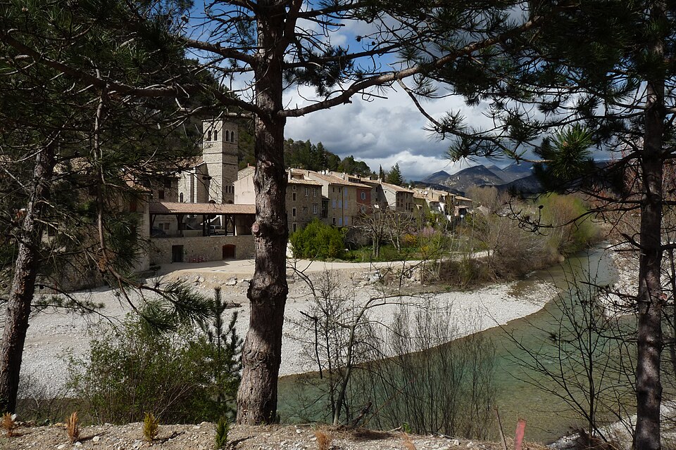 Les Pilles rive droite