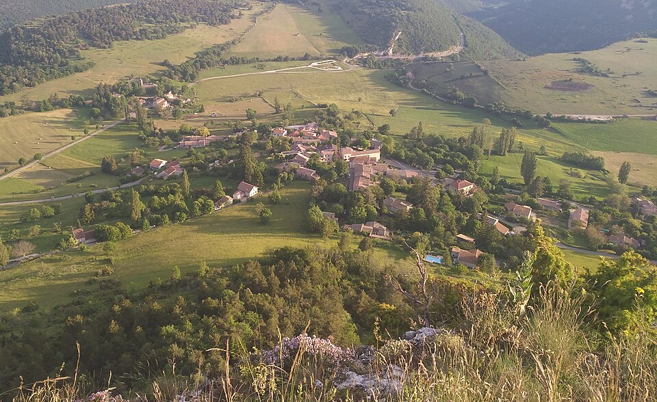 Vue de Plan — de — Baix depuis le rocher du Vellan, Drôme, 2021