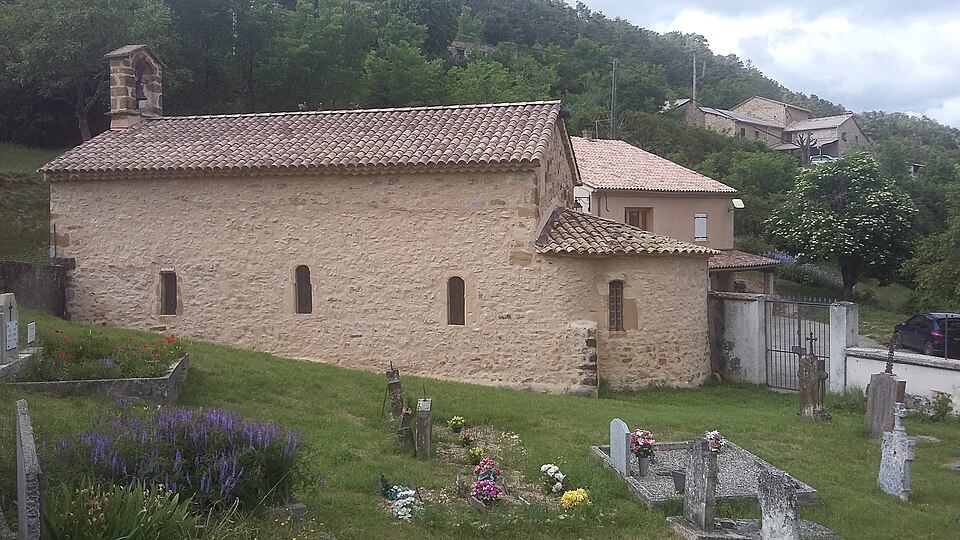 Eglise de Roussieux dans la Drôme