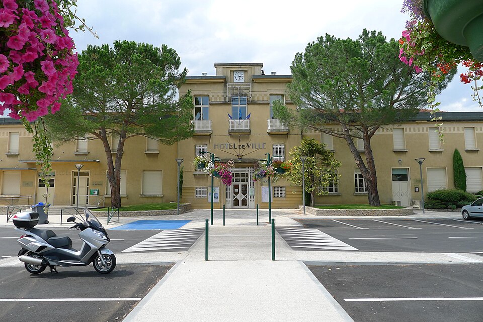 Mairie Saint — Marcel — lès — Valence 2011 — 08 — 03 — 006