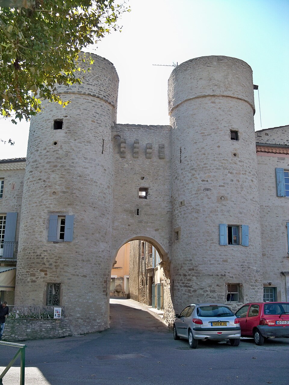 Taulignan — Porte de ville