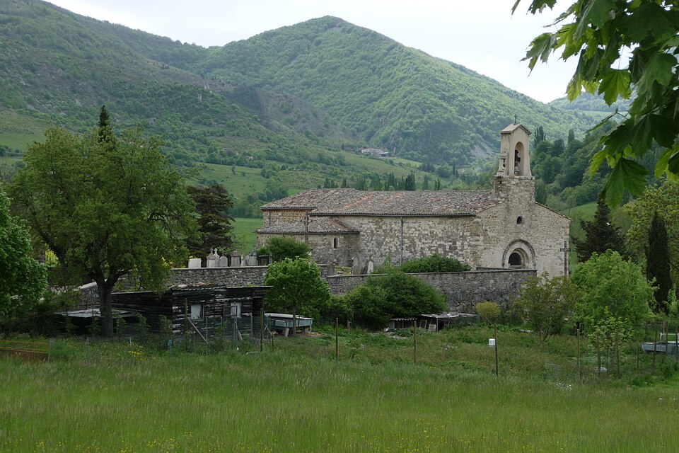Romanische Pfarrkirche Vesc
