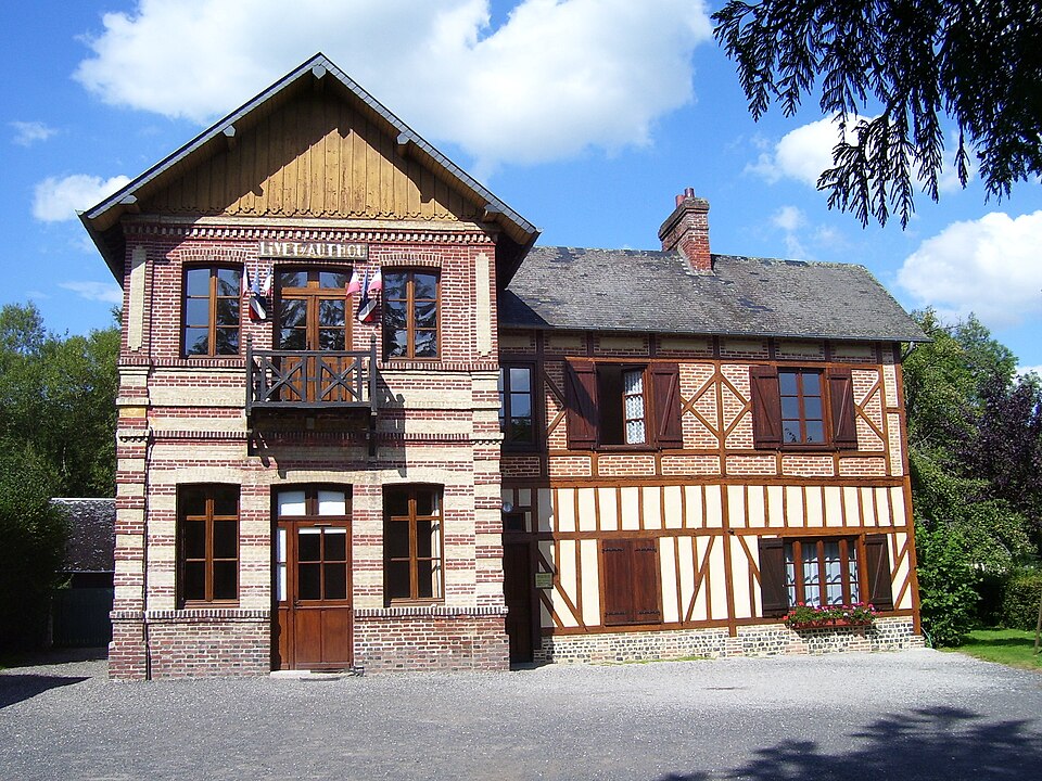 Livet — sur — Authou mairie