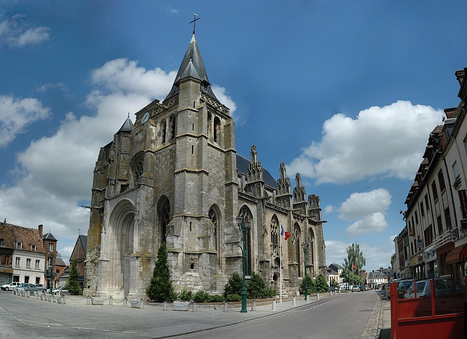 Église Saint — Pierre — et — Saint — Paul du Neubourg