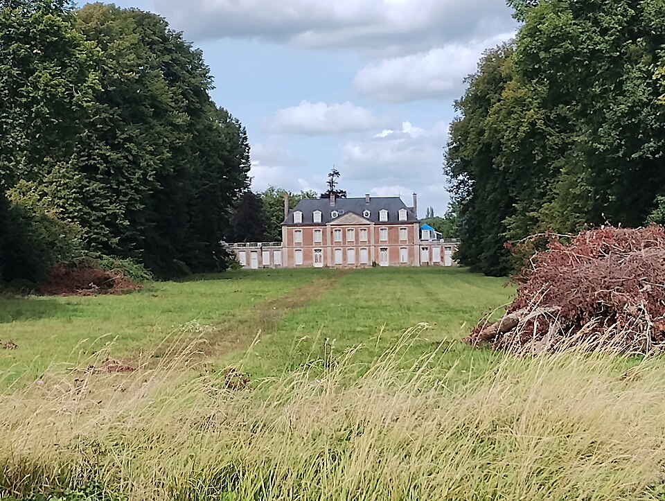 Saint — Ouen — de — Pontcheuil chateau 2