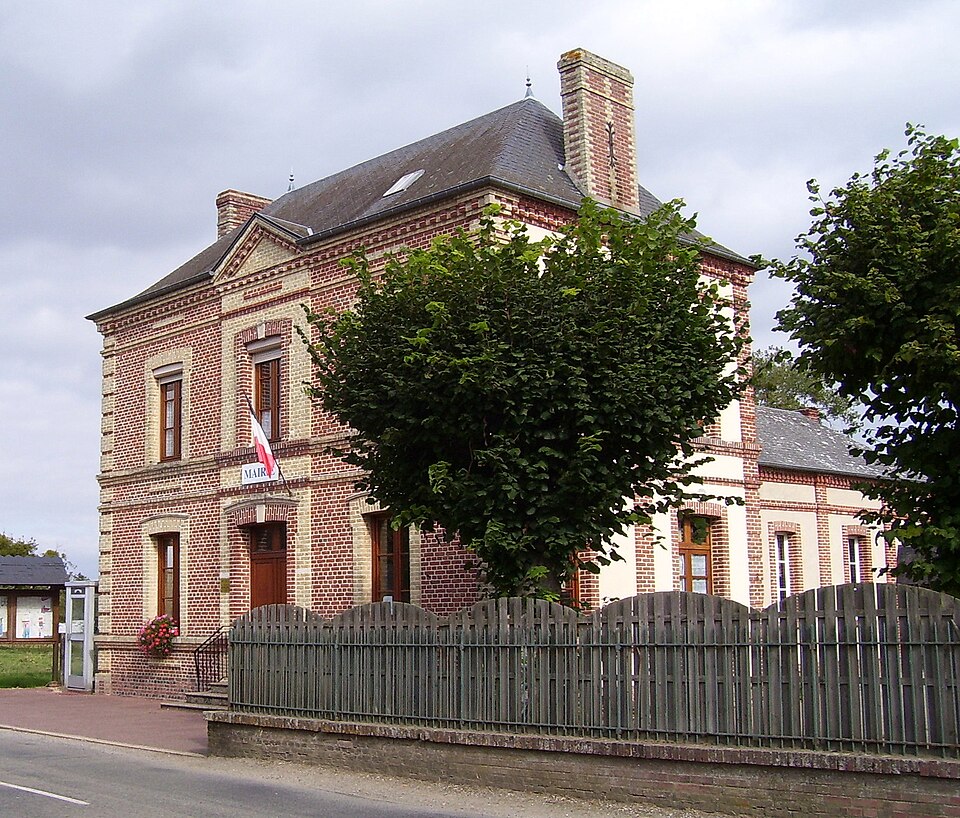 Mairie Saint — Victor — d'Épine2