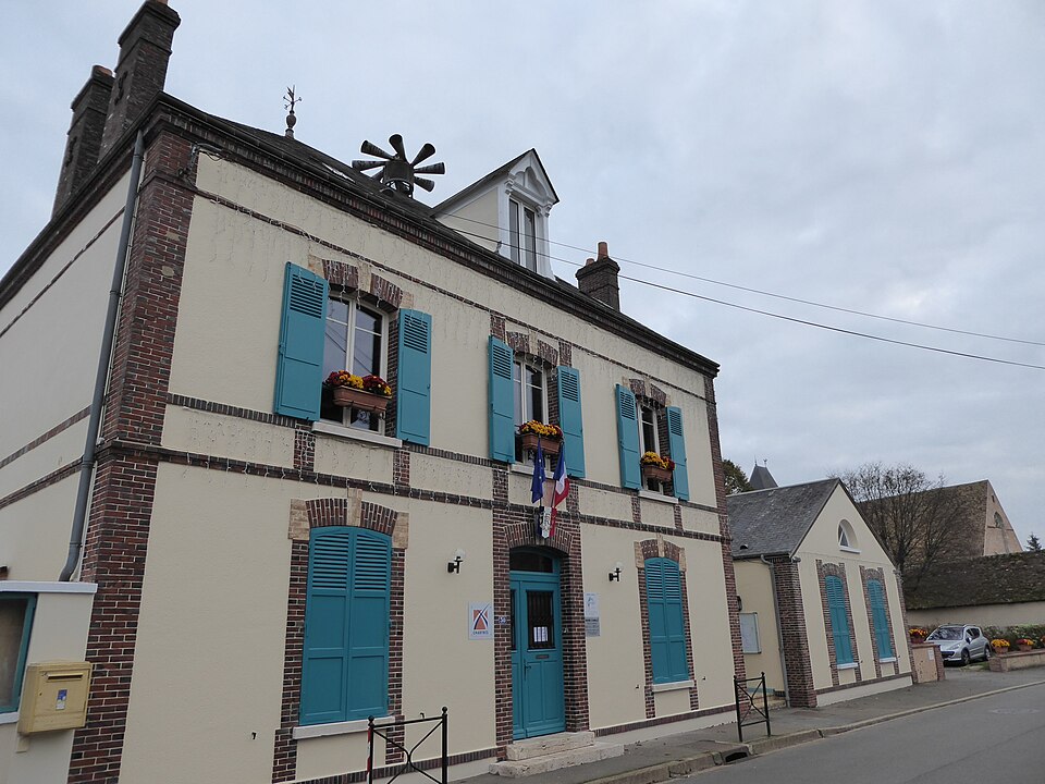 Mairie Amilly Eure — et — Loir France