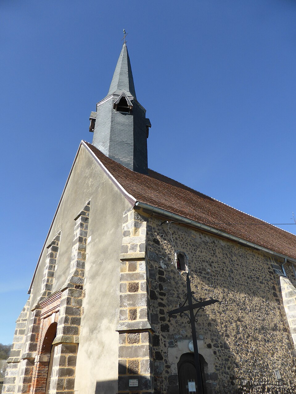 Église Saint — Martin d'Aunay — sous — Crécy