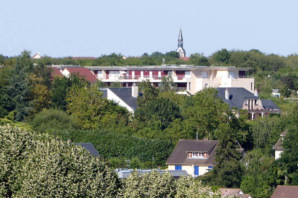 Champhol église Saint — Denis clocher Eure — et — Loir (France)