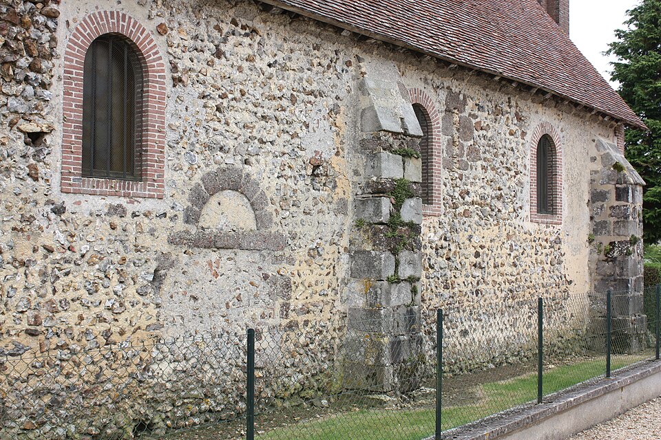 La Chapelle — Fortin — Eglise Saint — Pierre