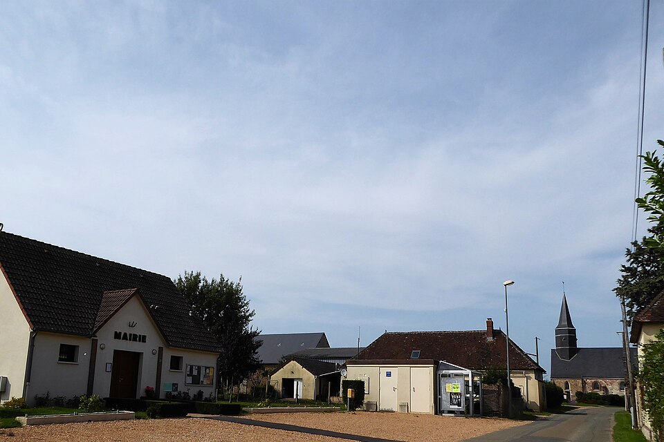 Châtelliers — Notre — Dame mairie église Eure — et — Loir France