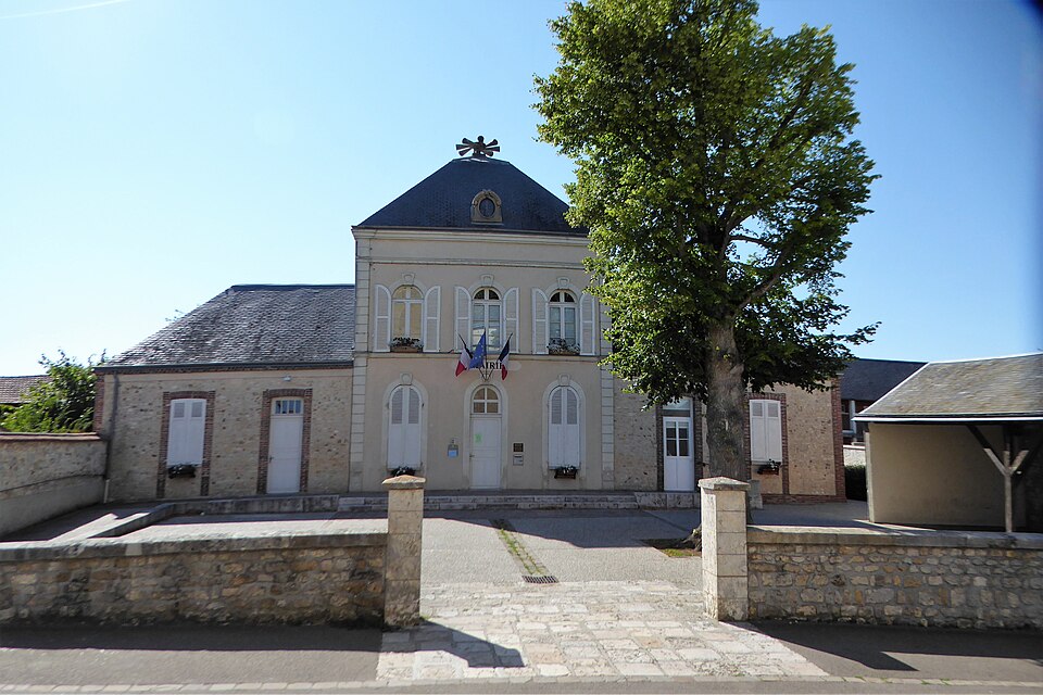 Dammarie mairie Eure — et — Loir France