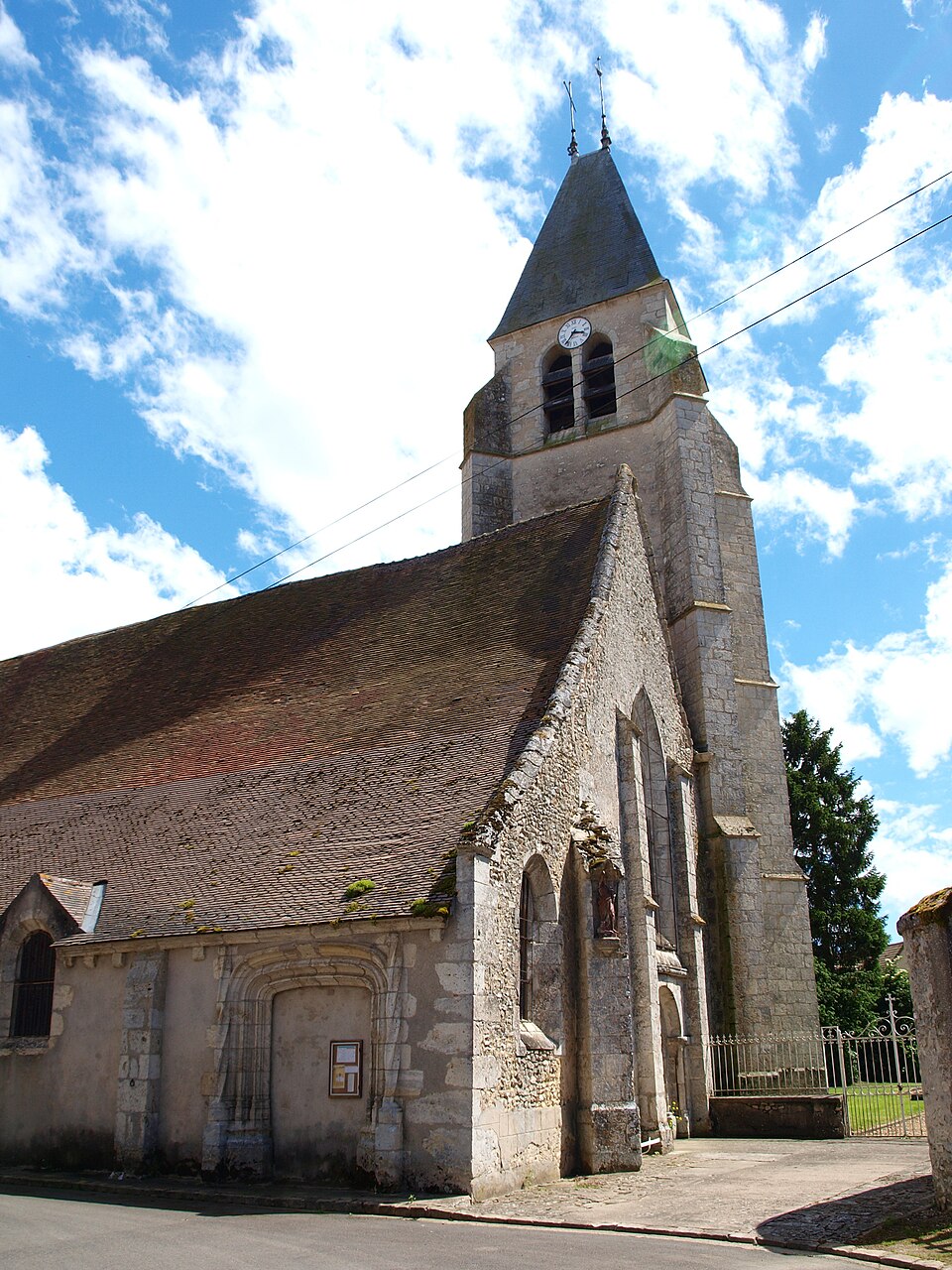Denonville — FR — 28 — église — 11