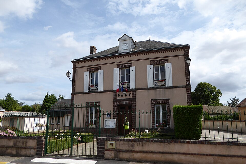 Germainville mairie Eure — et — Loir (France)