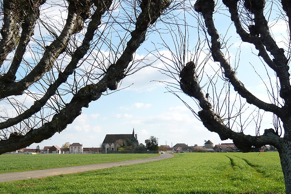 Marville — Moutiers — Brûlé et son église Eure — et — Loir (France)
