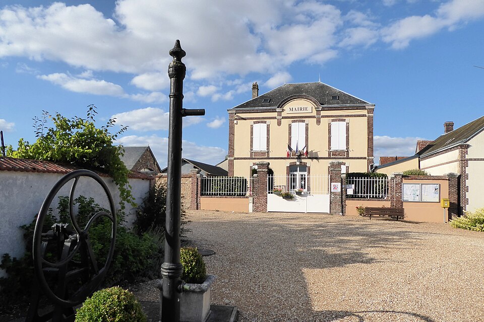 Nogent — sur — Eure mairie Eure — et — Loir France