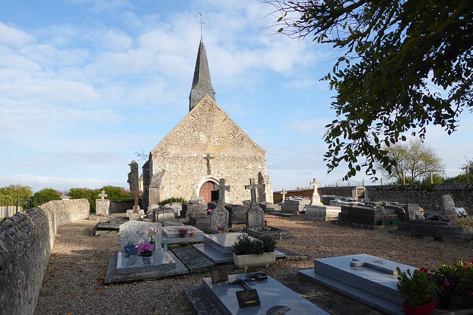 Puiseux église Sainte — Madeleine cimetière Eure — et — Loir France