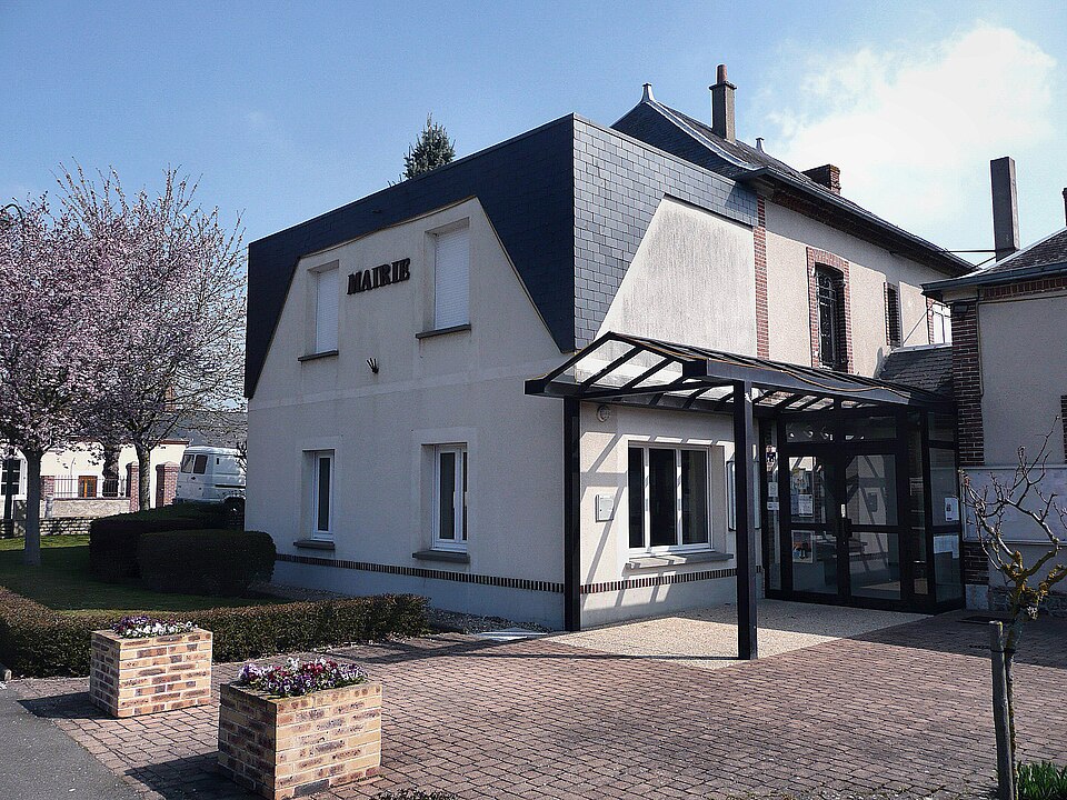 Saint — Denis — les — Ponts — Mairie