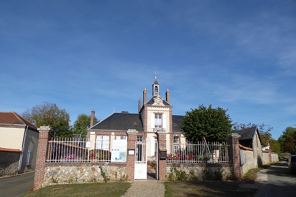 Saint — Lucien mairie Eure — et — Loir France