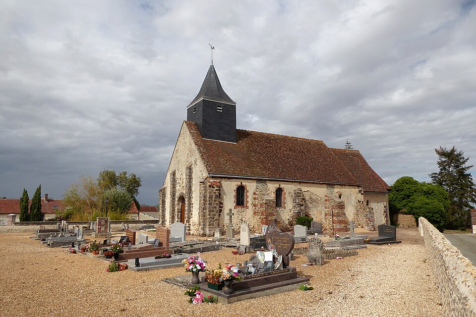 Murs sud église Saint — Martin Levasville Saint — Sauveur — Marville Eure — et — Loir France